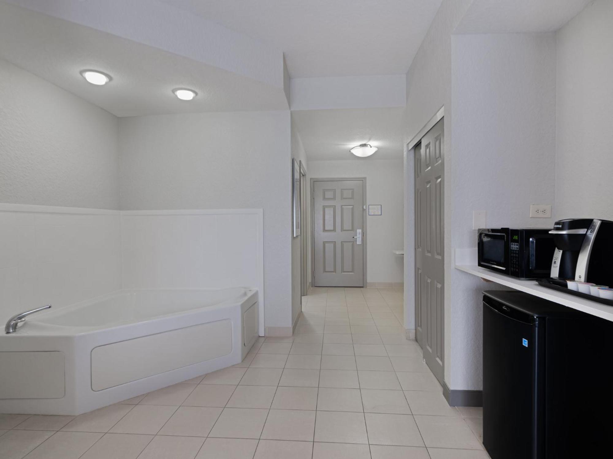 Holiday Inn Express & Suites Lakeland North I-4 By Ihg Εξωτερικό φωτογραφία
