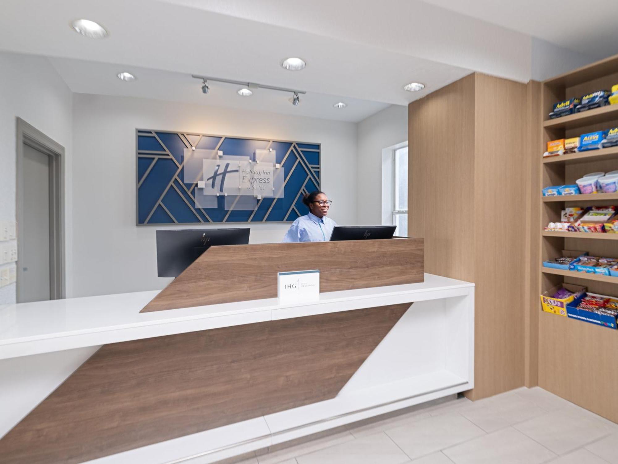 Holiday Inn Express & Suites Lakeland North I-4 By Ihg Εξωτερικό φωτογραφία